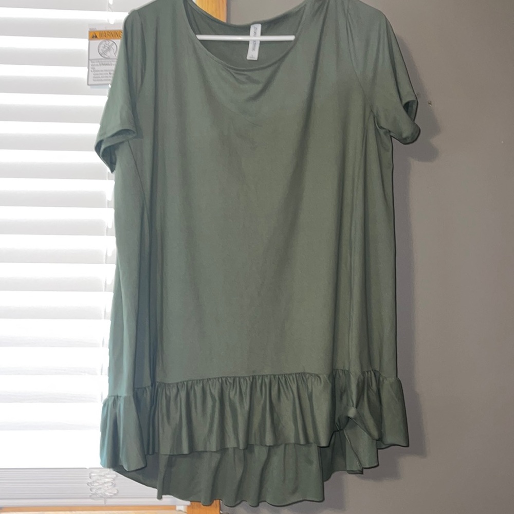 Olive Top